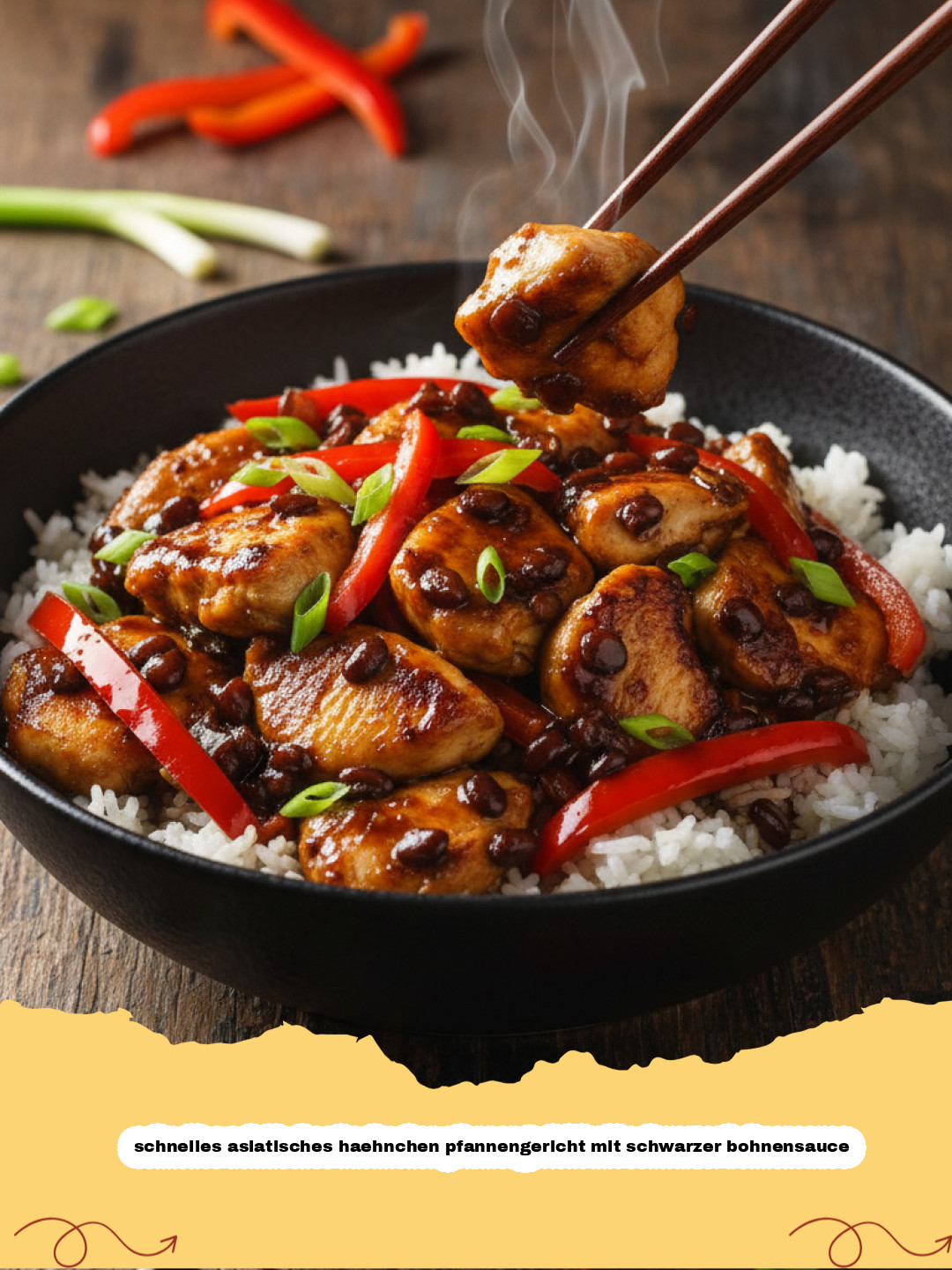 schnelles asiatisches haehnchen pfannengericht mit schwarzer bohnensauce - Ein appetitliches schnelles asiatisches Hähnchen Pfannengericht mit Schwarzer Bohnensauce in einer großen Pfanne, umgeben von frischen Zutaten.